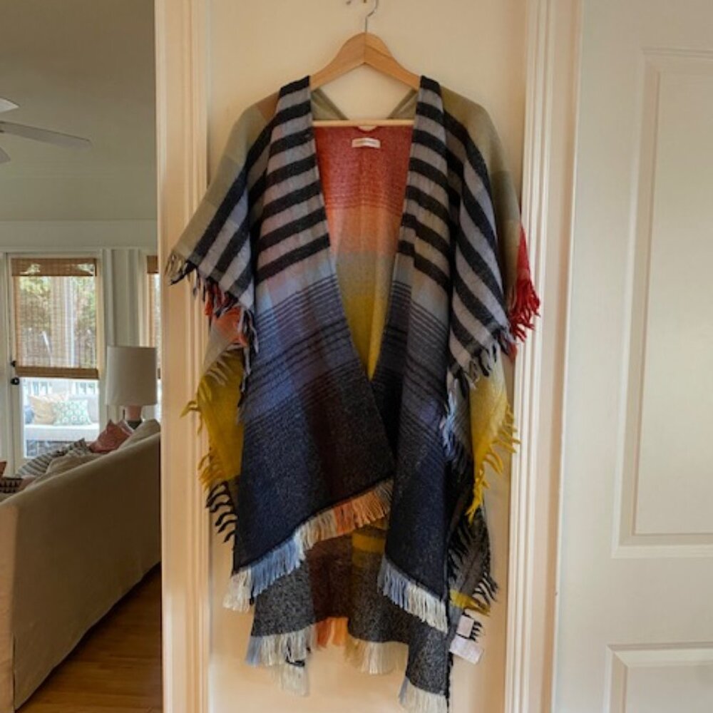 Beautiful Anthropologie Blanket/Cape/Wrap for FALL